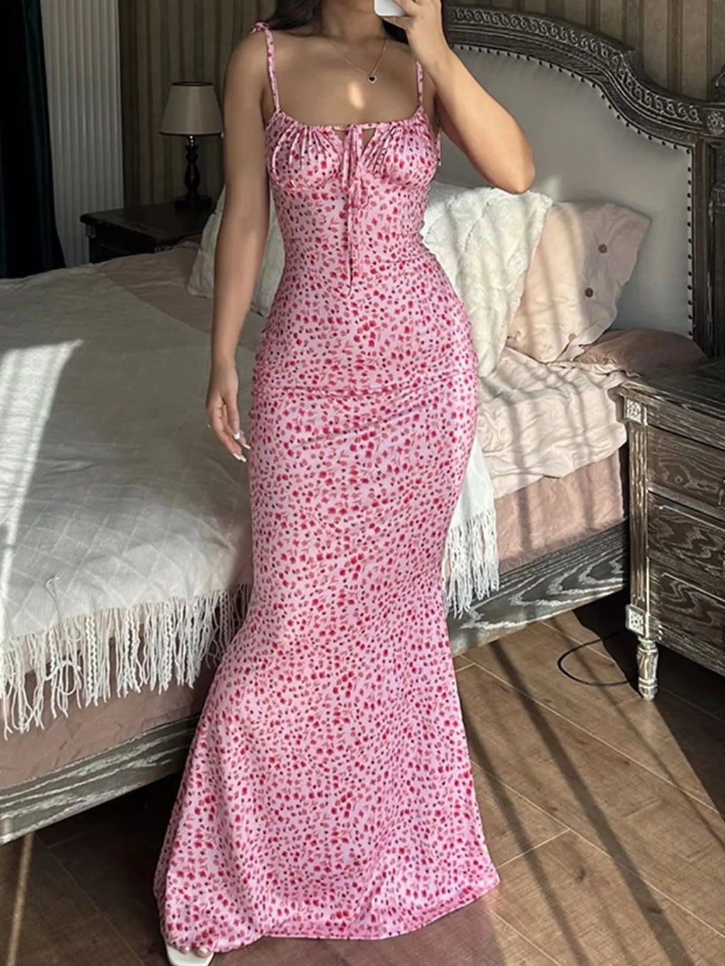 Robe mi-longue d'été à fleurs 2025, pour femme, à bretelles spaghetti, à nouer, col en V, fendue, sexy, vintage, élégante.