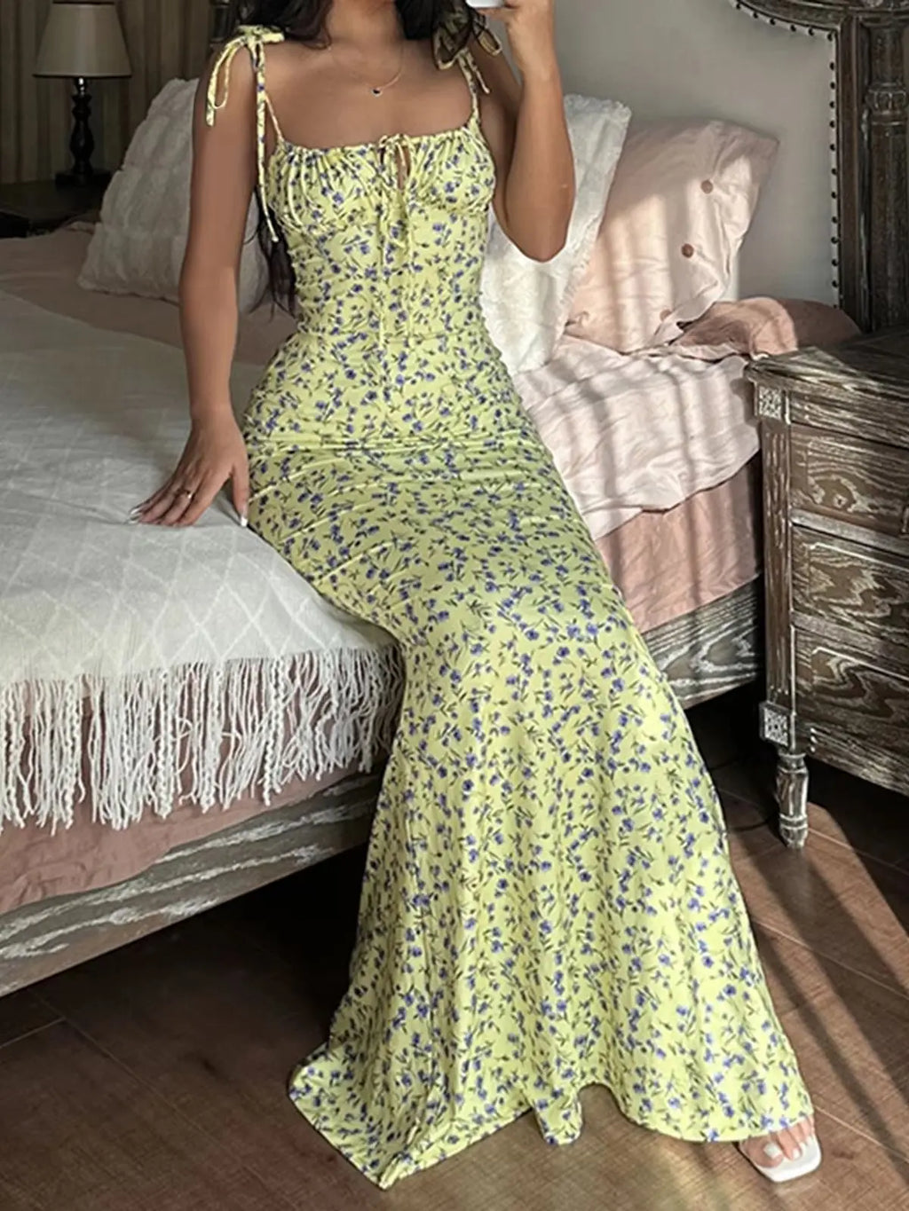 Robe mi-longue d'été à fleurs 2025, pour femme, à bretelles spaghetti, à nouer, col en V, fendue, sexy, vintage, élégante.