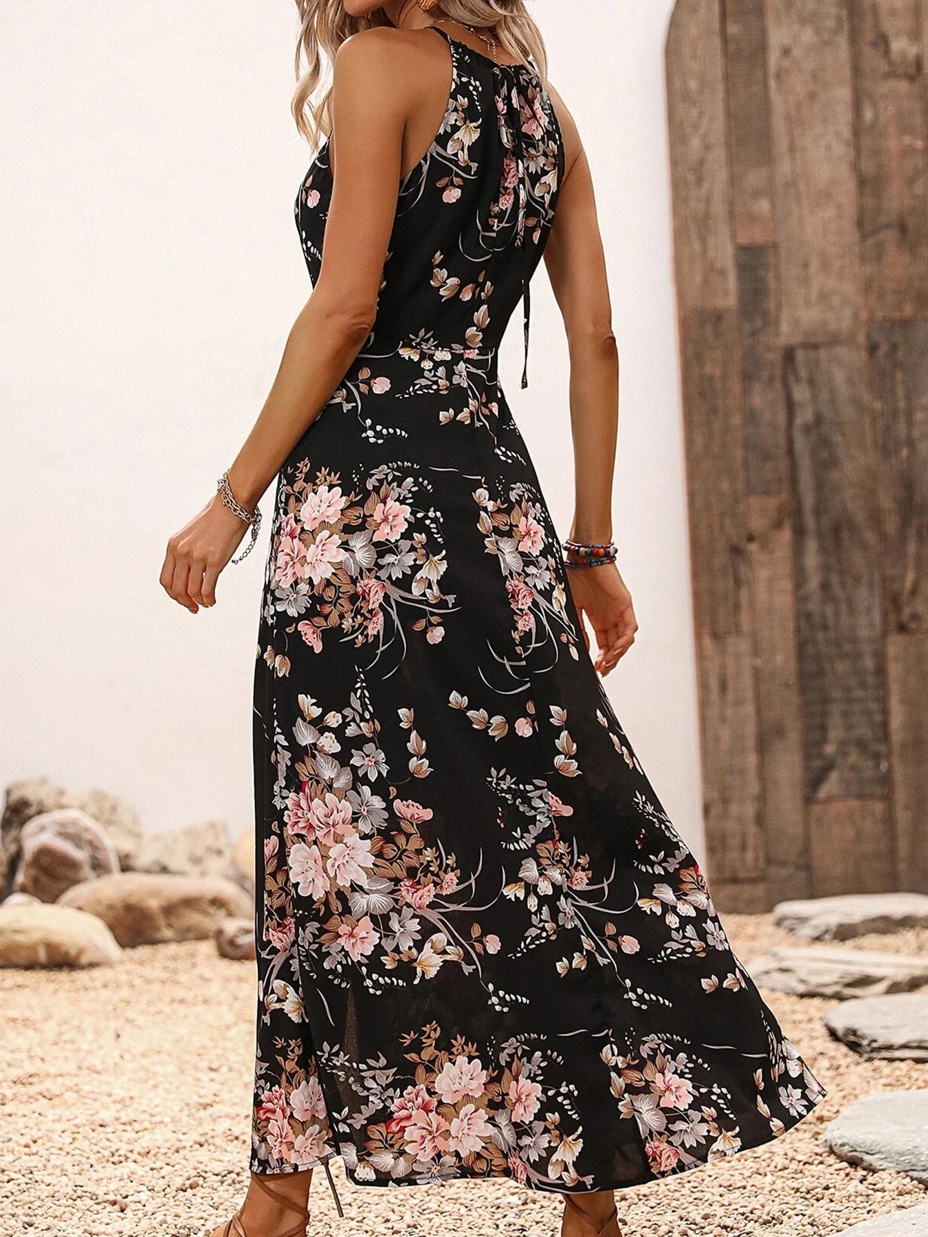 Robe licou fendue sur la cuisse à imprimé floral pour femme - sans manches, moulante, sexy, pour la plage ou les clubs